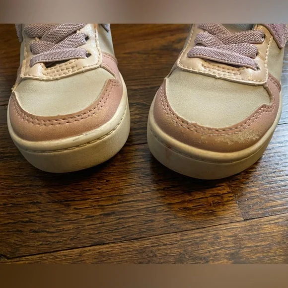 Carter's- toddler size 6 skater shoe unisex Blush Cream Kid Sneakers Miriam baby - Picture 14 of 16